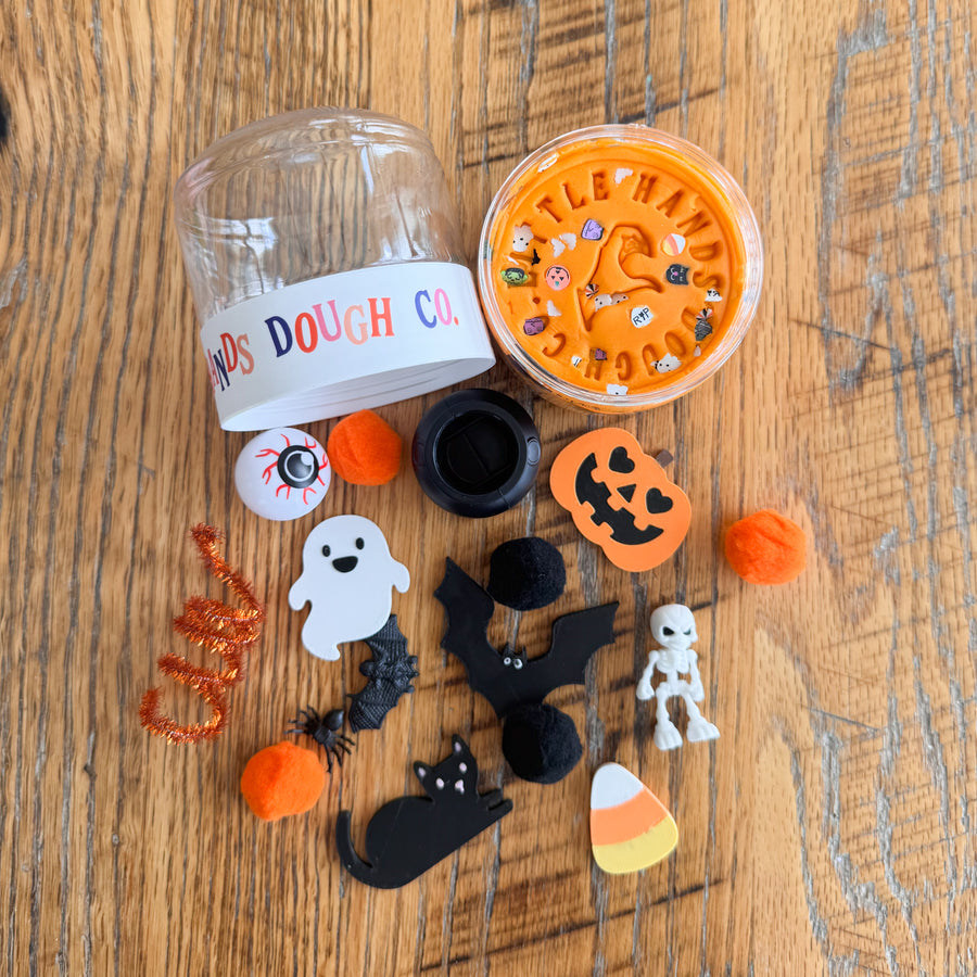 Halloween Playdough To-Go Jar
