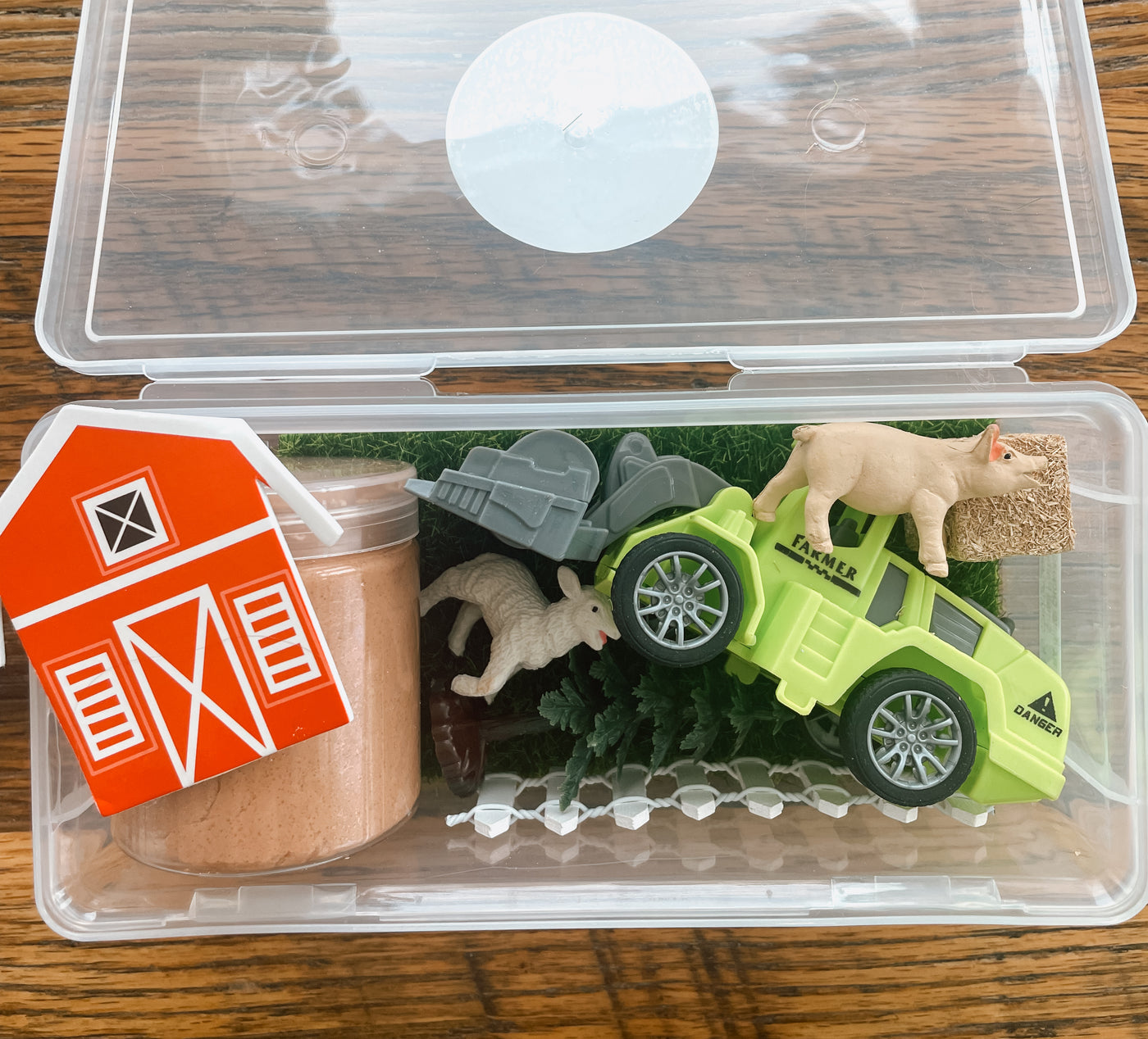 On The Farm Mini Kit