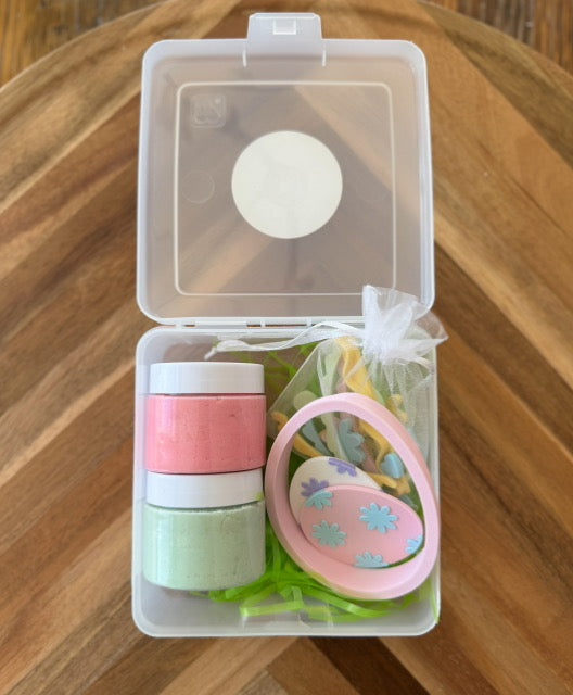 Decorate an Easter Egg Mini Playdough Kit