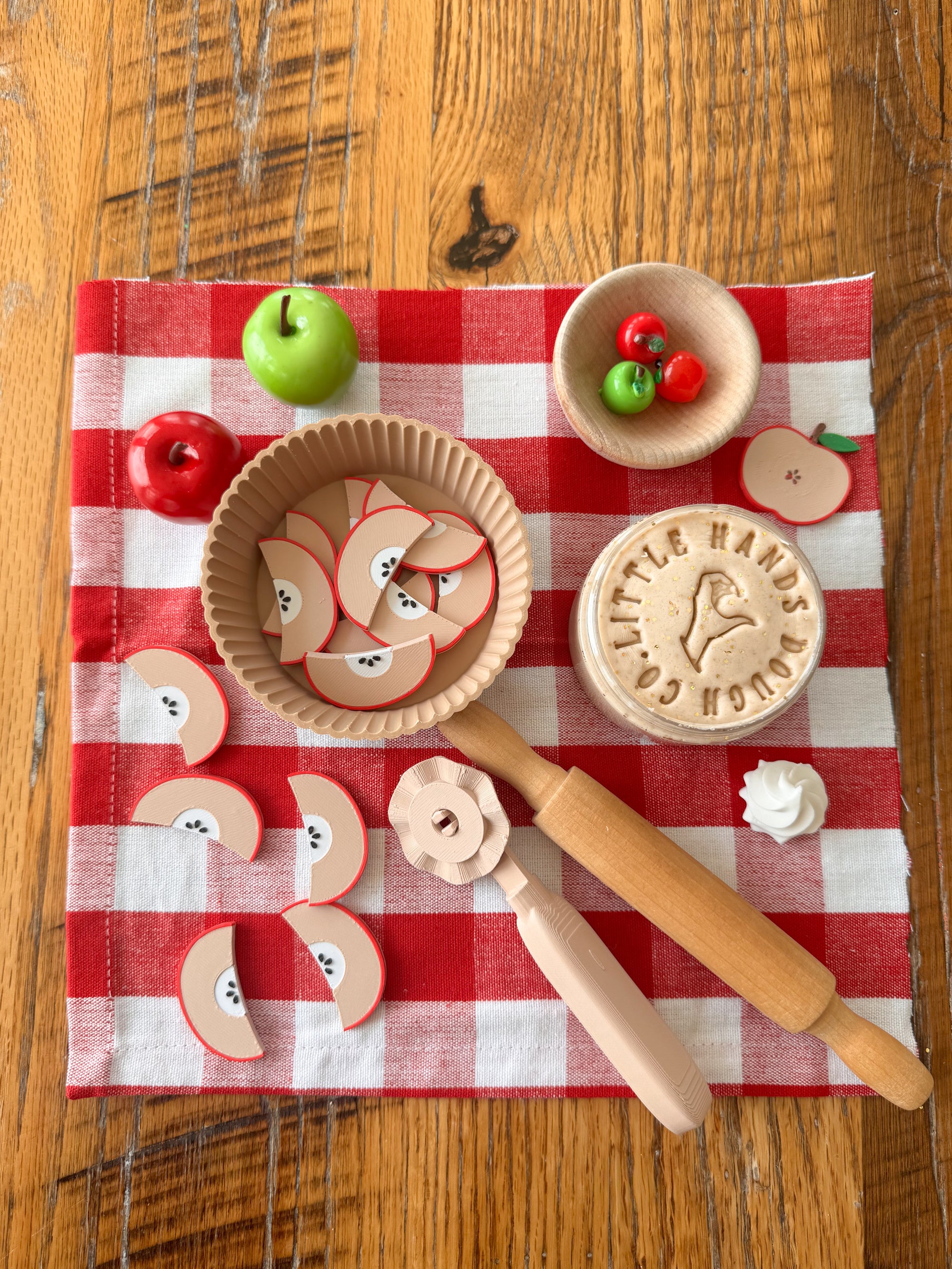 Apple Pie Playdough Kit